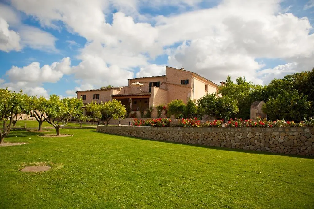 Finca Son Roig By Valentin Porreres Country house