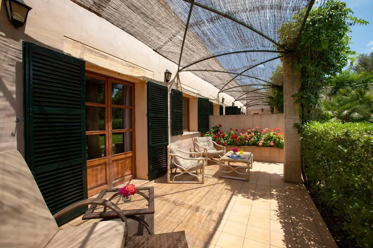 Finca Son Roig By Valentin Porreres