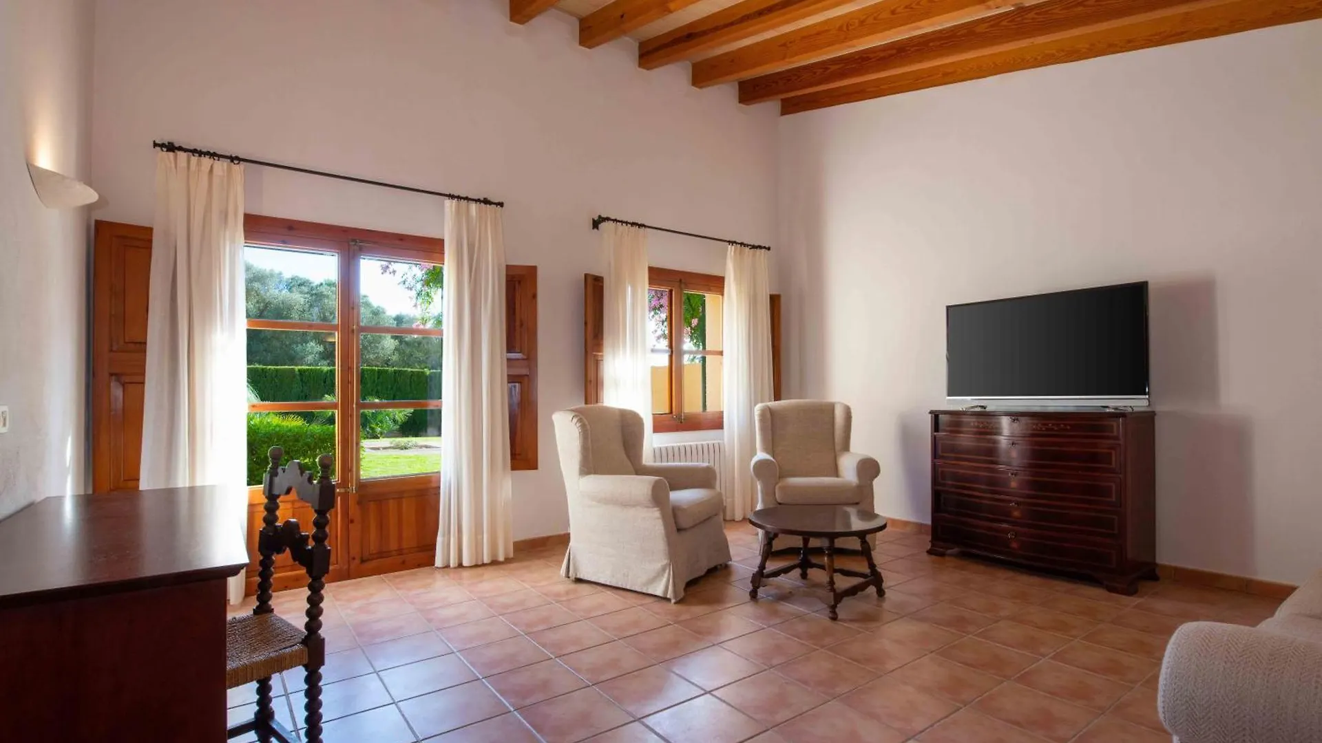 Finca Son Roig By Valentin Porreres Country house
