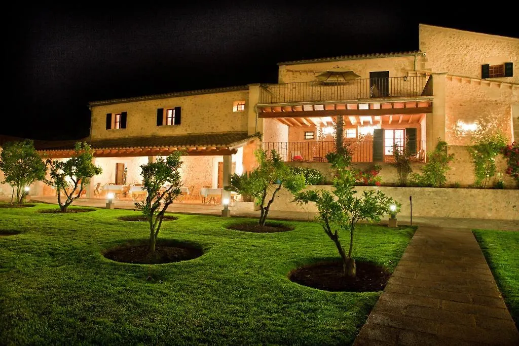 Country house Finca Son Roig By Valentin Porreres