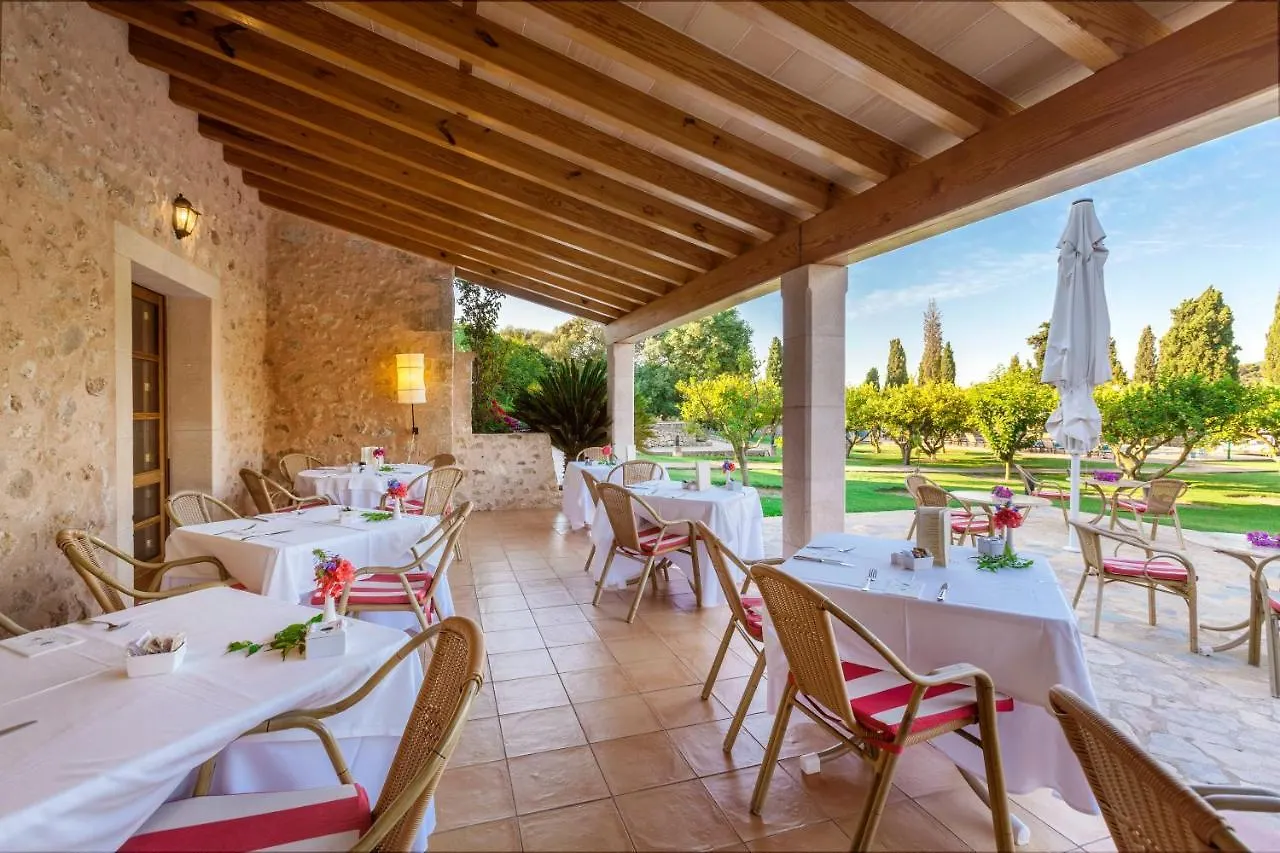 Finca Son Roig By Valentin Porreres Spain